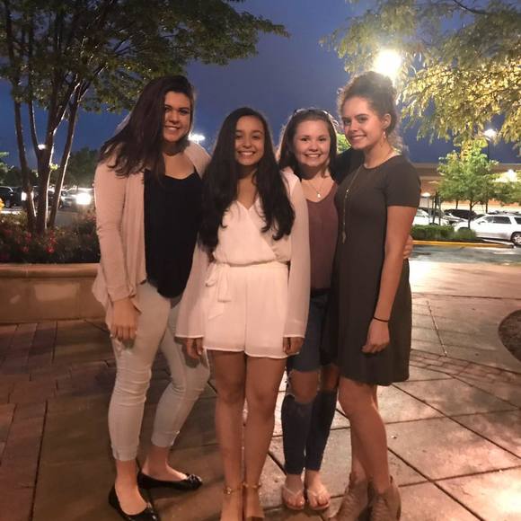 Meet your Posher, Amaris - Picture 1 of 1